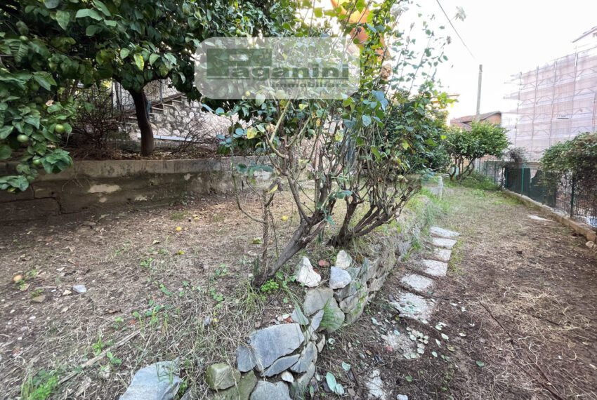 016giardinobasso1 rif515